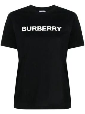 Burberry T-Shirt With Logo!